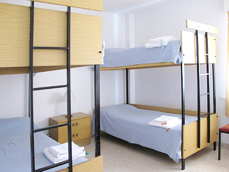 4-Bett-Zimmer mit 2 Etagenbetten